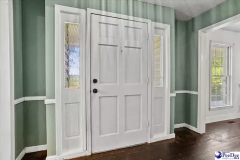 Entry Way - 444 Judge Rd, Dillon, SC 29536 photo 1 of 8