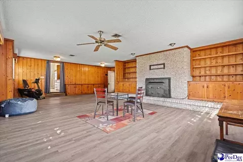 Living - 1601 Maple Dr, Dillon, SC 29536 photo 6 of 7