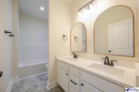 Bath - 4053 Crest Cv, Florence, SC 29501 photo 8 of 9