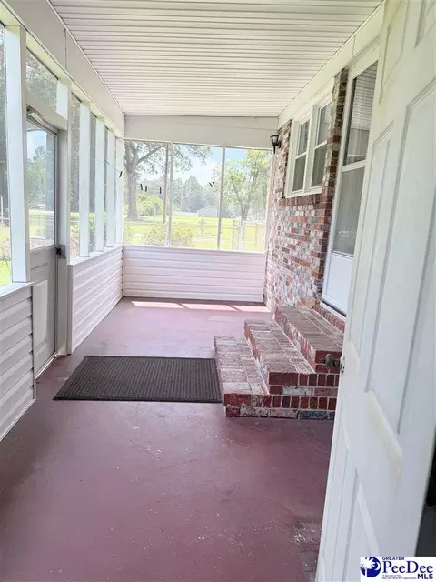 Exterior - 1106 N 8th Ave, Dillon, SC 29536 photo 1 of 3