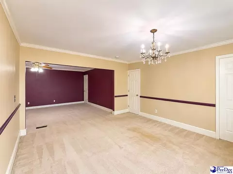Living - 700 E Roosevelt St, Dillon, SC 29536 photo 7 of 9