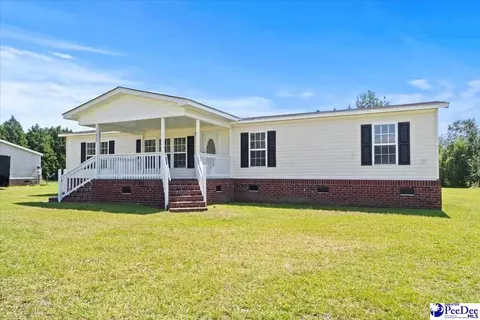 1423 Thompson Dr, Dillon, SC 29536 photo 3