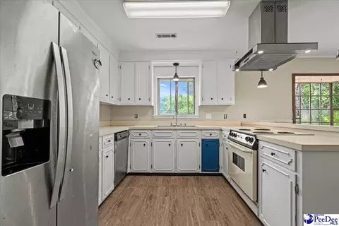 868 Perry Blvd, Sumter, SC 29154 photo 10