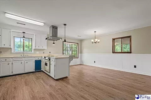 868 Perry Blvd, Sumter, SC 29154 photo 9