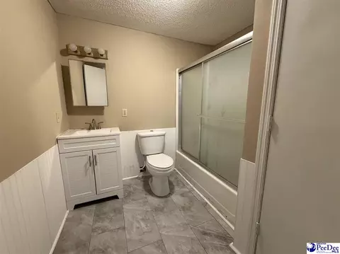 Bath - 1263 Marlowe Ct, Gresham, SC 29546 photo 2 of 3