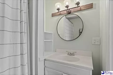 Bath - 10282 Ruby-hartsville Rd, Patrick, SC 29584 photo 1 of 2