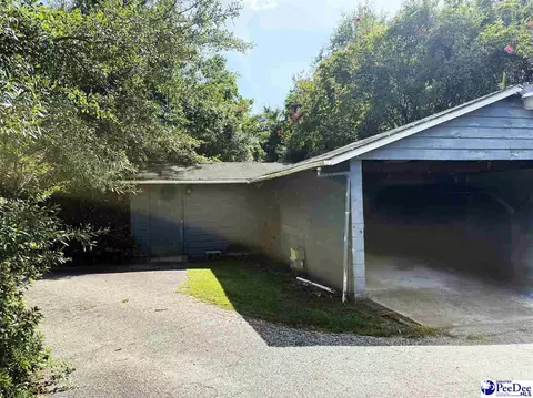 Exterior - 222 E Hampton St, Olanta, SC 29114 photo 5 of 5