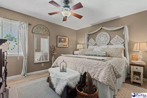 Bedroom - 531 Bridlewood Rd, Cheraw, SC 29520 photo 2 of 5
