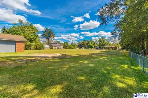 Exterior - 302 Cleveland St, Mullins, SC 29574 photo 7 of 12