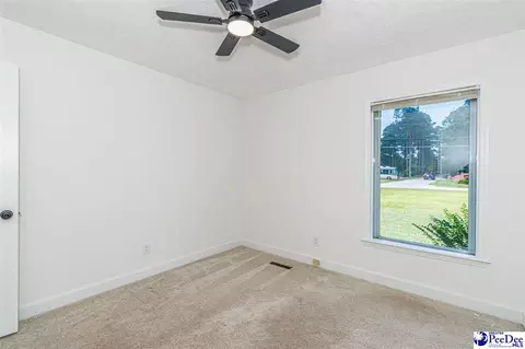 Bedroom - 302 Cleveland St, Mullins, SC 29574 photo 10 of 11