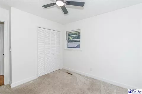 Bedroom - 302 Cleveland St, Mullins, SC 29574 photo 8 of 11