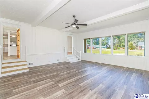 Living - 302 Cleveland St, Mullins, SC 29574 photo 1 of 10
