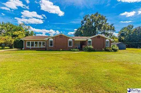 Exterior - 302 Cleveland St, Mullins, SC 29574 photo 11 of 12