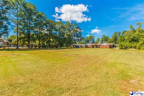 Exterior - 302 Cleveland St, Mullins, SC 29574 photo 9 of 12