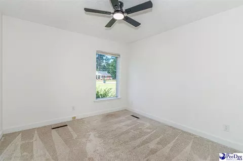 Bedroom - 302 Cleveland St, Mullins, SC 29574 photo 9 of 11