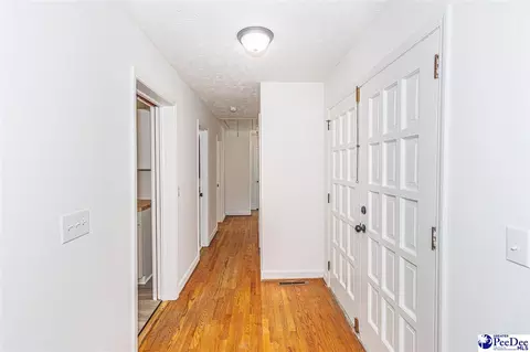 Entry Way - 302 Cleveland St, Mullins, SC 29574 photo 1 of 2