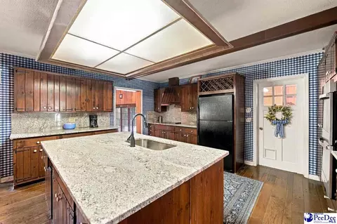 Kitchen - 4173 Bluff Rd, Mullins, SC 29574 photo 5 of 7