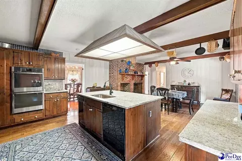 Kitchen - 4173 Bluff Rd, Mullins, SC 29574 photo 4 of 7