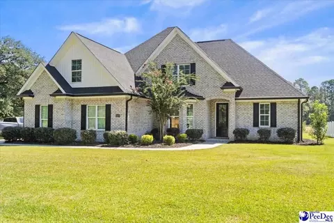 Exterior - 1018 Greenview Dr, Florence, SC 29501 photo 3 of 7