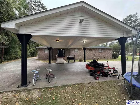 Exterior - 403 E 5th Ave, Lake View, SC 29563 photo 3 of 3