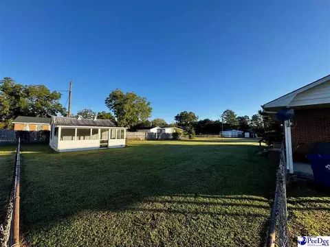 Exterior - 3635 Old Wire Rd W, Wallace, SC 29596 photo 6 of 10