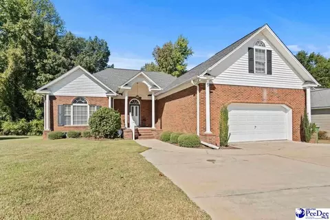 2110 Woodmore Cir, Florence, SC 29505