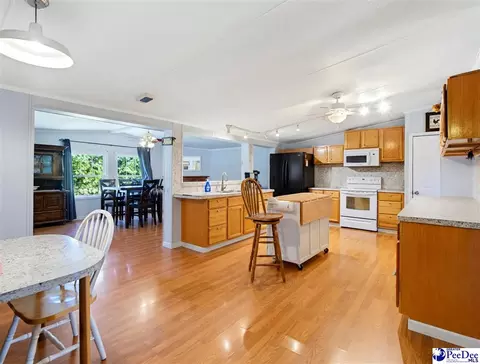139 Hillcrest Ln, Mcbee, SC 29101 photo 9