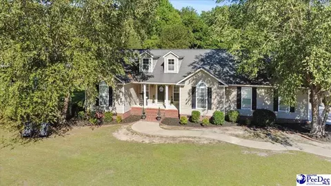 909 Huntington Dr, Hartsville, SC 29550