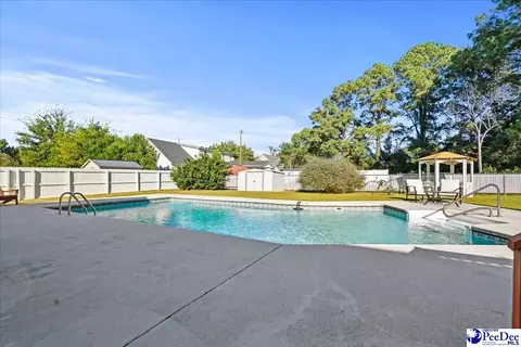Exterior - 2305 Darden Dr, Florence, SC 29501 photo 7 of 11