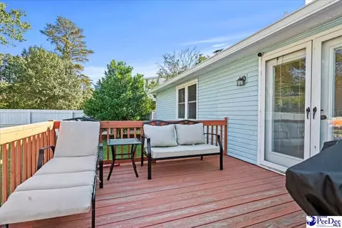 Exterior - 2305 Darden Dr, Florence, SC 29501 photo 5 of 11