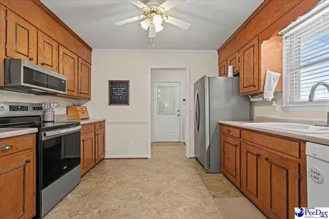 Kitchen - 2305 Darden Dr, Florence, SC 29501 photo 2 of 4