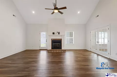 Living - 3609 Malabar St, Florence, SC 29501 photo 1 of 3