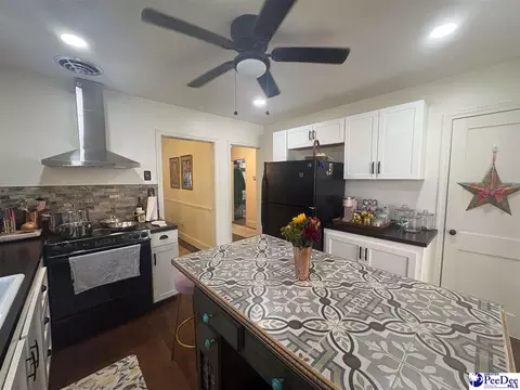 Kitchen - 1322 Jackson Ave, Florence, SC 29501 photo 5 of 8