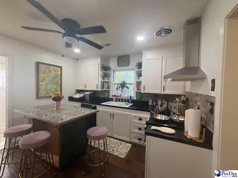 Kitchen - 1322 Jackson Ave, Florence, SC 29501 photo 2 of 8
