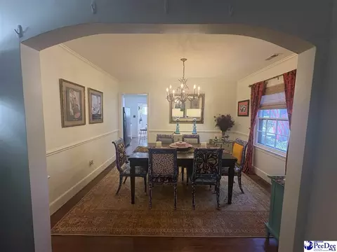Dining - 1322 Jackson Ave, Florence, SC 29501 photo 2 of 6
