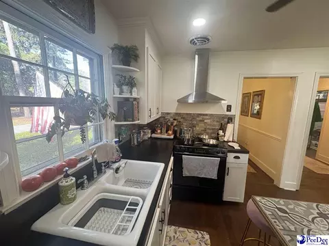 Kitchen - 1322 Jackson Ave, Florence, SC 29501 photo 6 of 8