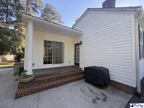 Exterior - 1322 Jackson Ave, Florence, SC 29501 photo 3 of 10