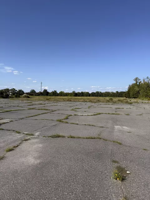 2801 Broad St, Sumter, SC 29150 photo 3