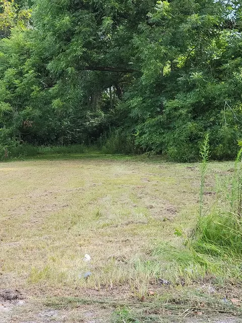706 Nelson St, Sumter, SC 29150 photo 2