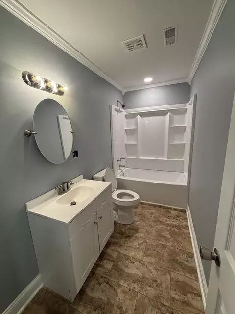 Bath - 2875 Ervin Ln, Sumter, SC 29154 photo 1 of 4