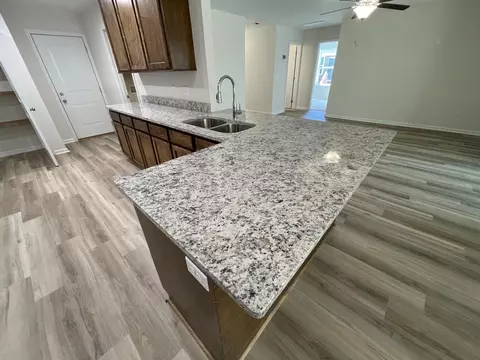 Kitchen - 50 Lexington Ct, Sumter, SC 29154 photo 2 of 7