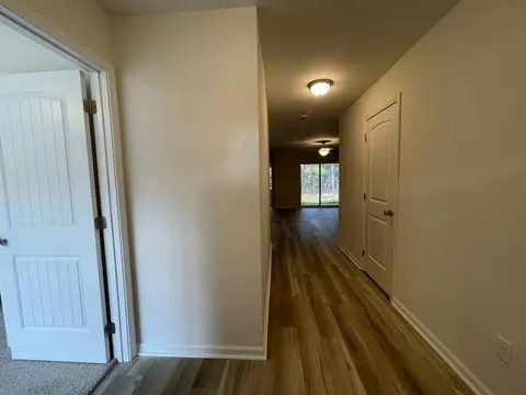 Entry Way - 50 Lexington Ct, Sumter, SC 29154 photo 1 of 7