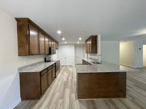 Kitchen - 50 Lexington Ct, Sumter, SC 29154 photo 1 of 7