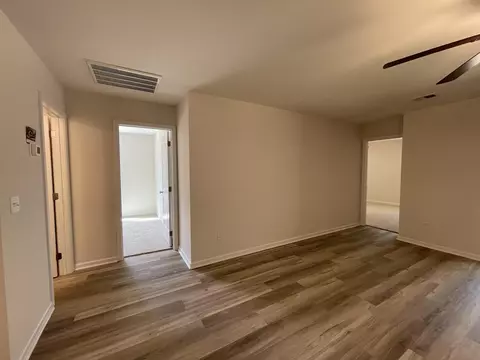 Entry Way - 50 Lexington Ct, Sumter, SC 29154 photo 4 of 7