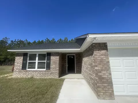 Exterior - 50 Lexington Ct, Sumter, SC 29154 photo 3 of 8
