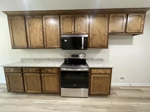 Kitchen - 50 Lexington Ct, Sumter, SC 29154 photo 5 of 7