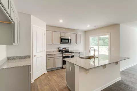 545 E Brewington Rd, Sumter, SC 29153 photo 7