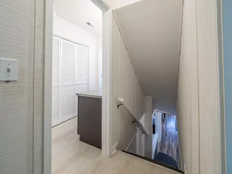 Entry Way - 1214 Devonshire Dr, Sumter, SC 29154 photo 1 of 2