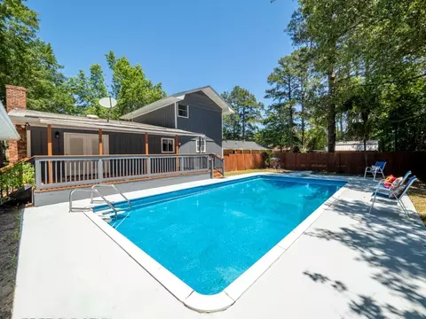 Exterior - 1214 Devonshire Dr, Sumter, SC 29154 photo 2 of 14