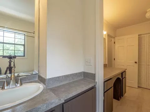 Bath - 1214 Devonshire Dr, Sumter, SC 29154 photo 3 of 3